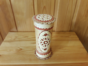 Резная солонка из бересты